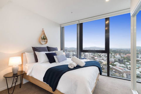 SPIRE - Fast Internet Monthly Stays W Carpark - Whitsundays Accommodation 1