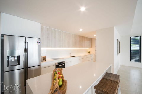 Splendeur Sur La Mer Premiere - Whitsundays Accommodation 3