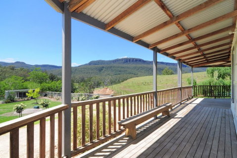 Spring Grove Dairy - Picturesque Views! - Whitsundays Accommodation 1