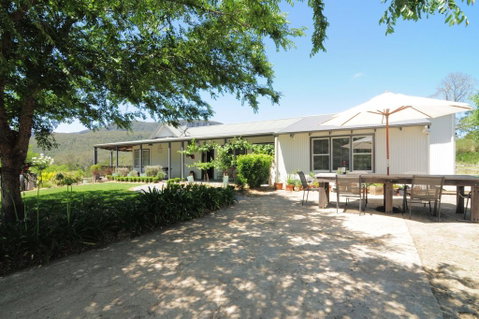 Spring Grove Dairy - Picturesque Views! - Whitsundays Accommodation 0