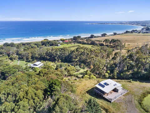 Spring House - Whitsundays Accommodation 3