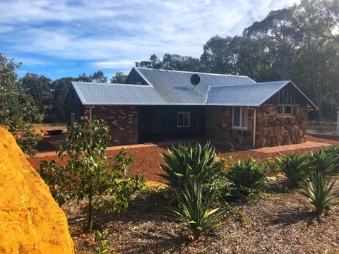 Standing Stone House - Whitsundays Accommodation 0