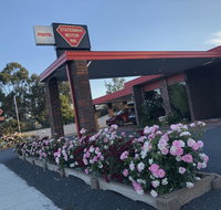 Statesman Motor Inn - Whitsundays Accommodation