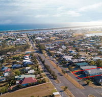 Stillwaters - Panoramic View of Lakes Entrance - Whitsundays Accommodation