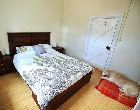 Stonewall Cottage - Whitsundays Accommodation 1