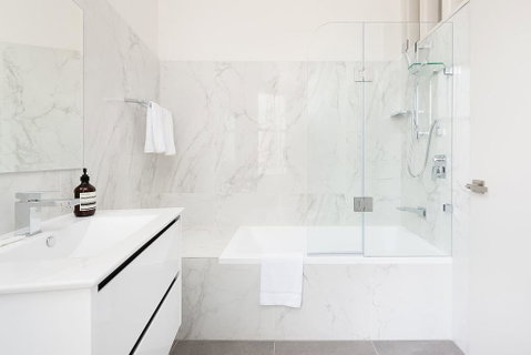 STUNNING SYDNEY HOME 6 - Whitsundays Accommodation 2