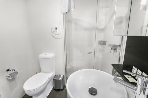 Stunning Views On The 41st Floor - Whitsundays Accommodation 3