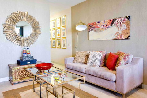 Stylish 1 Bedroom Apartment Amazing City Views - Whitsundays Accommodation 0