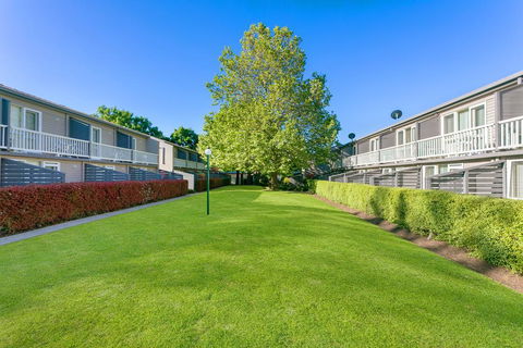 Summer East Apartments - Whitsundays Accommodation 0