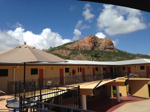 Summit Motel - Whitsundays Accommodation 2