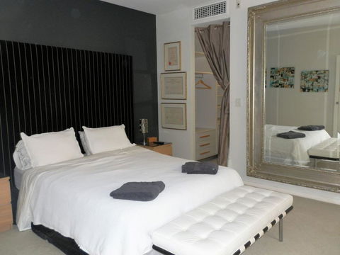 Sun, Sand, Sea And Salty Kisses Cottesloe Beach House - Whitsundays Accommodation 2