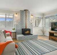 Sunflower Cottage - Whitsundays Accommodation