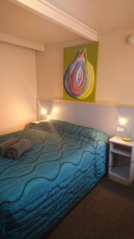 Sunflower Motel - Whitsundays Accommodation 3