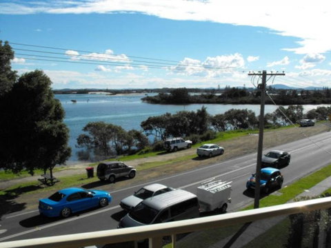 Sunlake Unit 9, 82 Little Street, Forster - Whitsundays Accommodation 3