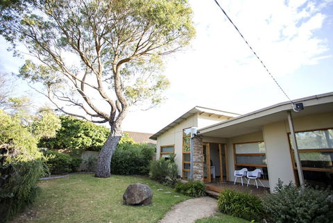 SUNNY DAZE - Whitsundays Accommodation 2