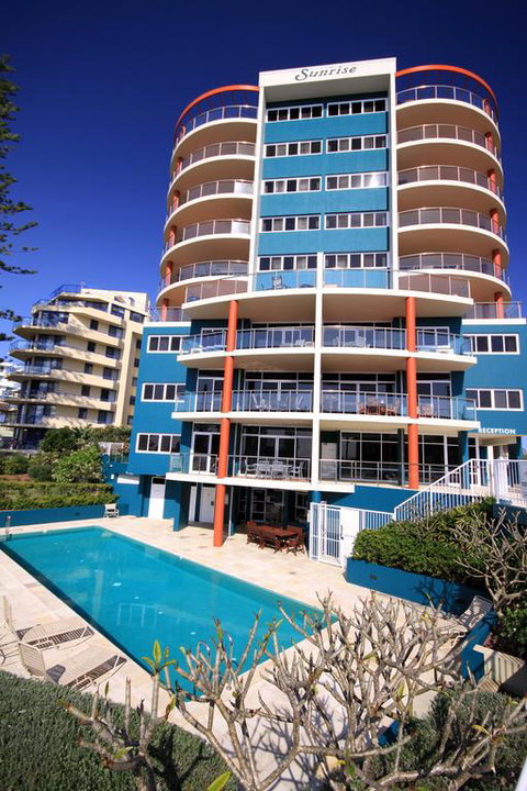 Sunrise Luxury Apartments - Whitsundays Accommodation 3