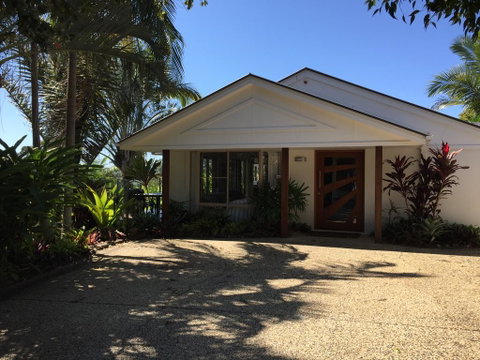 Sunshine Coast Tropical Getaway - Whitsundays Accommodation 2