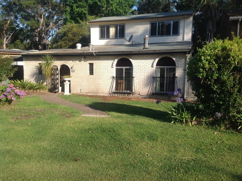 Surfer's Rest In Berrara - Whitsundays Accommodation 0
