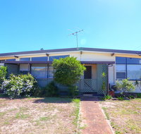 Surfs Up - Whitsundays Accommodation