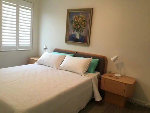 SurfSide Escape In Coogee - Whitsundays Accommodation 2