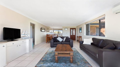 Surfspray 3 - Pebbly Beach - Whitsundays Accommodation 1