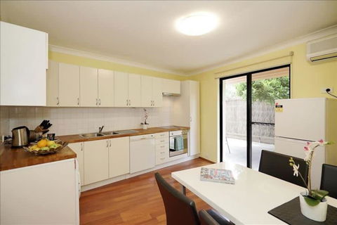 Swan River Applecross Heathcote Park 1BR Villa - Whitsundays Accommodation 2