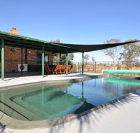 Talga Escape Rothbury with pool and views - Whitsundays Accommodation