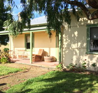 Tarndwarncoort - Farmer's Cottage - Whitsundays Accommodation