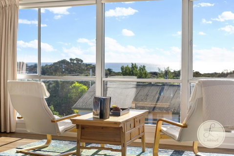 TASSIE SEASIDE SERENITY - L'Abode Accommodation - Whitsundays Accommodation 2