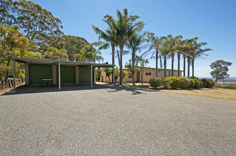 Tennessee Hill Cottage - Whitsundays Accommodation 0
