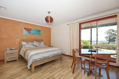 Tennessee Hill Cottage - Whitsundays Accommodation 2
