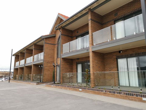 The Abbey Motel Goulburn - Whitsundays Accommodation 2