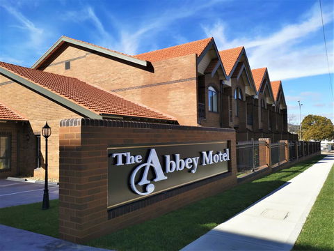 The Abbey Motel Goulburn - Whitsundays Accommodation 0