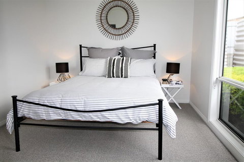 The Beach House - Point Turton - Whitsundays Accommodation 3