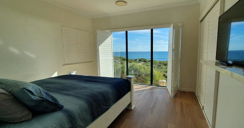 The Beach House - Port Bouvard - Whitsundays Accommodation 2