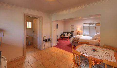 Ellie\'s Cottages - Whitsundays Accommodation 13