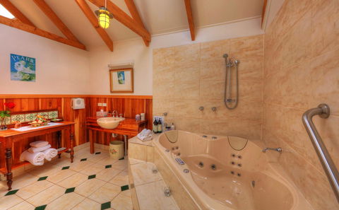 Ellie\'s Cottages - Whitsundays Accommodation 14