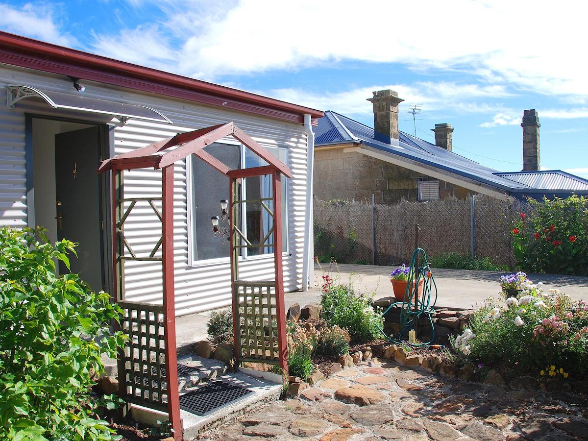 Oatlands TAS Whitsundays Accommodation