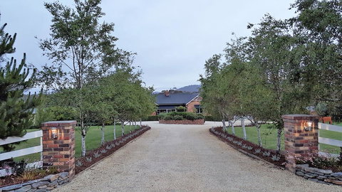 Hazelcreek Cottages - Whitsundays Accommodation 6