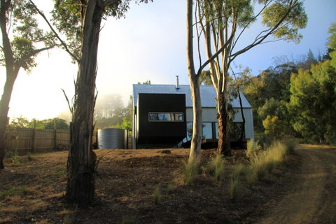 BIG.SHED.HOUSE - Whitsundays Accommodation 1