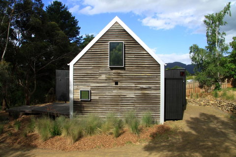 BIG.SHED.HOUSE - Whitsundays Accommodation 4