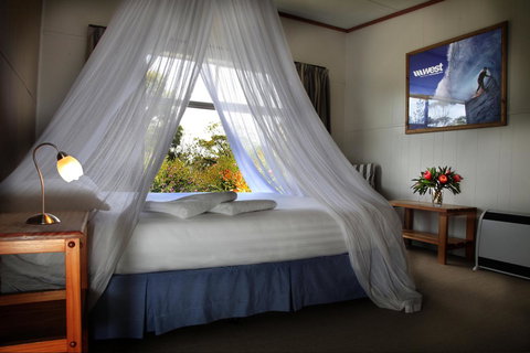 Bicheno By The Bay - Whitsundays Accommodation 15