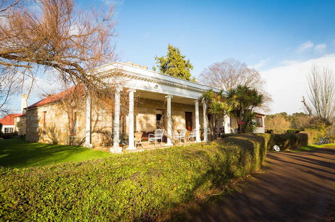 Ratho Farm - Whitsundays Accommodation 1