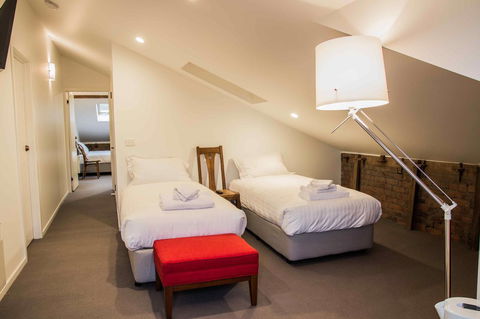 Ratho Farm - Whitsundays Accommodation 11