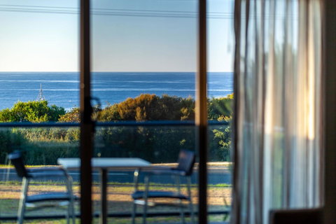 Beachfront Bicheno - Whitsundays Accommodation 21