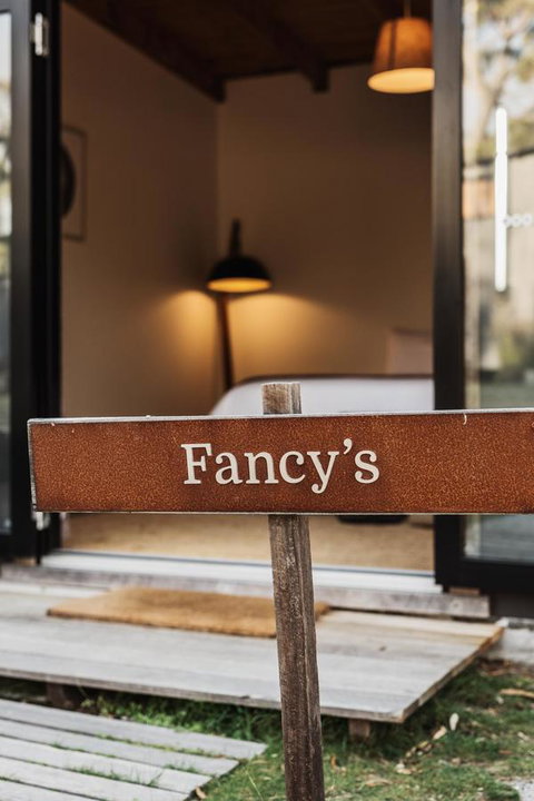 Bay Of Fires Bush Retreat - Whitsundays Accommodation 24