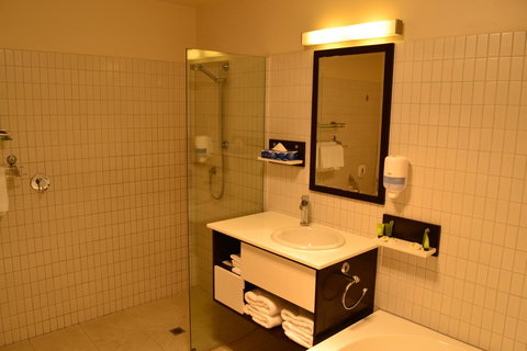 Lufra Hotel And Apartments - Whitsundays Accommodation 12