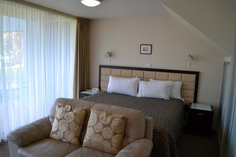 Lufra Hotel And Apartments - Whitsundays Accommodation 23