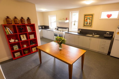 Montacute Boutique Bunkhouse - Whitsundays Accommodation 7