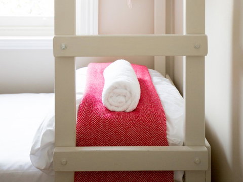 Montacute Boutique Bunkhouse - Whitsundays Accommodation 13